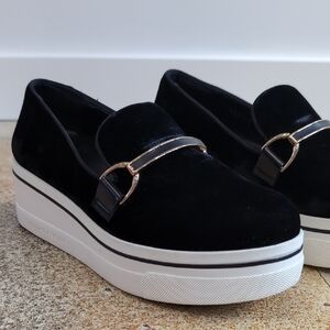 Stella McCartney | Black And Gold Binx Velvet Platform Flats Loafers Size 7.5